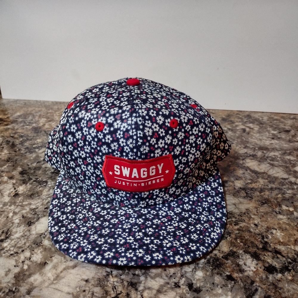 Hat by Justin Bieber " SWAGGY "
